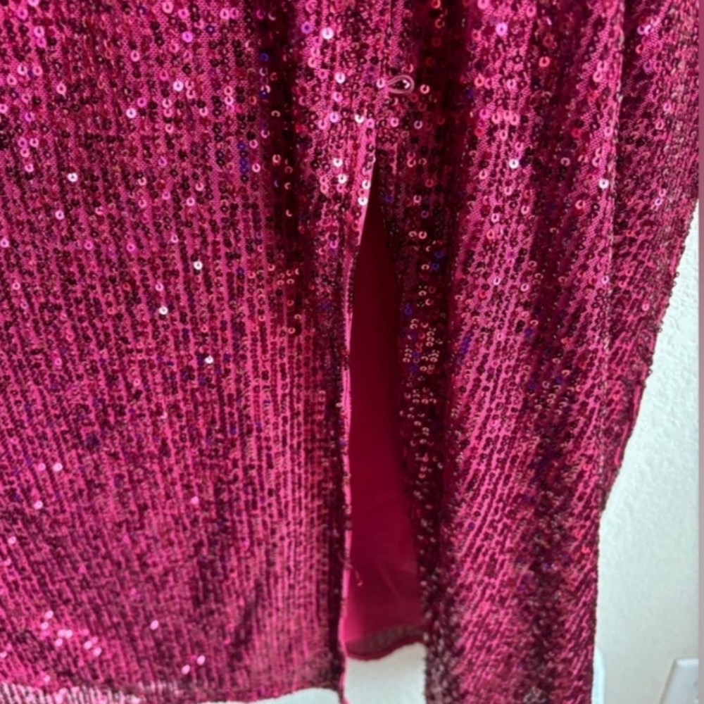 ASOS Curve Burgundy Sequin 3/4 Sleeve Wrap Midi Cocktail Dress - Picture 5 of 6